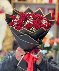 27 li kırmızı gül